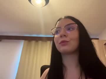 Earleneflight Chaturbate stream image from June 20, 2026