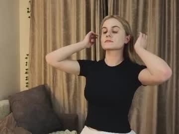 Donniecraawford Chaturbate stream image from June 20, 2026
