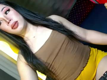 Yan2xcumsalotxx Chaturbate stream image from June 21, 2026