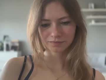 Lux_Millie Chaturbate stream image from June 21, 2026