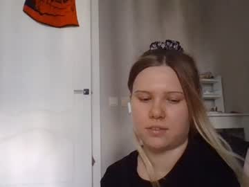 Iolahollingshead Chaturbate stream image from June 21, 2026