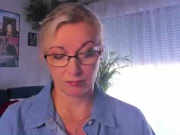 Xvanessalove Chaturbate stream image from June 21, 2026