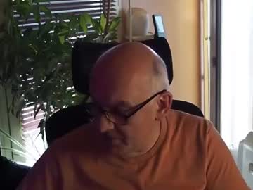 Warp147 Chaturbate stream image from June 21, 2026