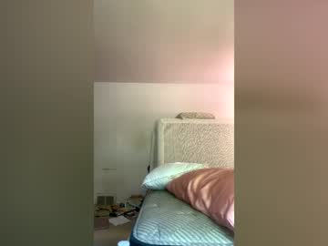 Queenkourt Chaturbate stream image from June 21, 2026