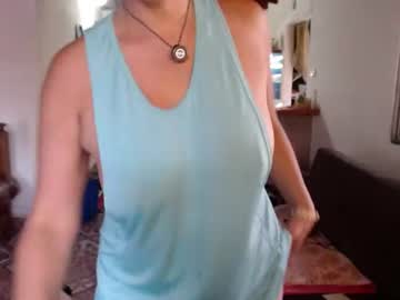 Emmahenderson Chaturbate stream image from June 21, 2026