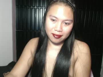 Nylecummer Chaturbate stream image from June 21, 2026