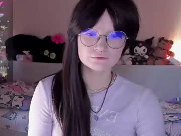 Julietfowler Chaturbate stream image from June 22, 2026