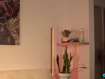 Laurita_4 Chaturbate stream image from June 22, 2026