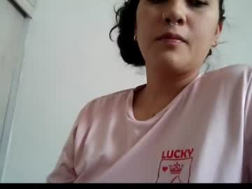 Larajean2196 Chaturbate stream image from June 22, 2026