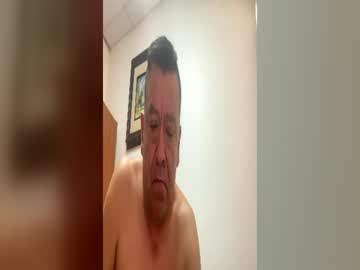 Leonidyyis Chaturbate stream image from June 22, 2026