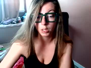 Mandybabyxxx Chaturbate stream image from June 22, 2026