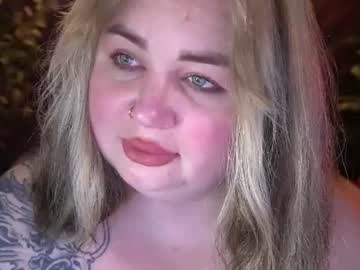 Zarareign_ Chaturbate stream image from June 22, 2026