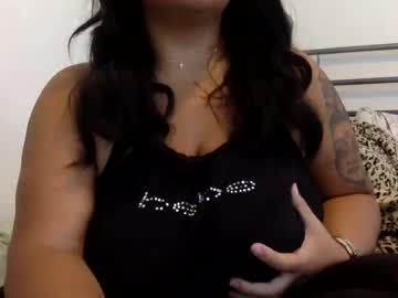 Friskythickbabexo Chaturbate stream image from June 22, 2026