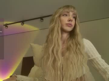 Lunainnk Chaturbate stream image from June 22, 2026