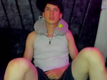 Jheampiero Chaturbate stream image from June 22, 2026