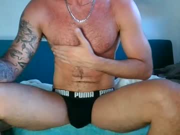 Domingodelluvia Chaturbate stream image from June 23, 2026