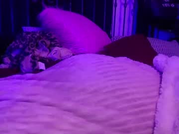 Delhuxxx Chaturbate stream image from June 23, 2026