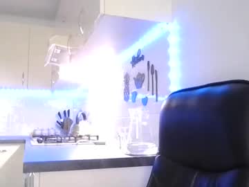 _Hidden_Frommymoom_ Chaturbate stream image from June 23, 2026