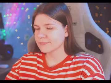 Amberlyyy Chaturbate stream image from June 23, 2026