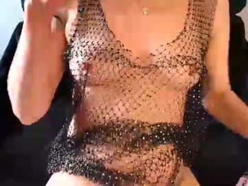 Miabeautyxxx Chaturbate stream image from June 23, 2026
