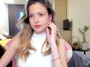 Julie_Flores Chaturbate stream image from June 23, 2026