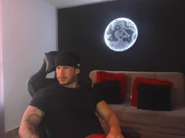 Dammianmilleroficial Chaturbate stream image from June 23, 2026