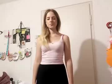 Dozyzip Chaturbate stream image from June 23, 2026