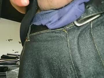 Thehungstud420 Chaturbate stream image from June 23, 2026