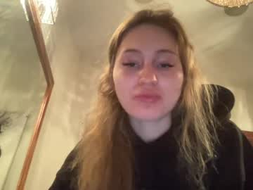 Wiinterafterdarkk Chaturbate stream image from June 23, 2026