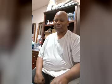 Hukybear736 Chaturbate stream image from June 23, 2026