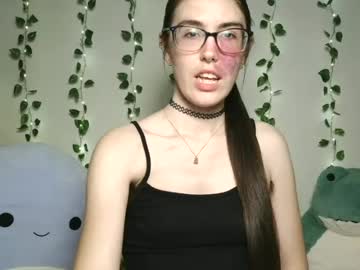 Thistlefernsby Chaturbate stream image from June 24, 2026