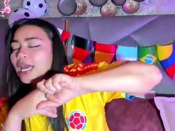 Kimdevinne Chaturbate stream image from June 24, 2026