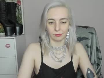 Freeanne Chaturbate stream image from June 24, 2026