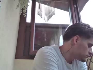 Roberto_Twink1 Chaturbate stream image from June 24, 2026