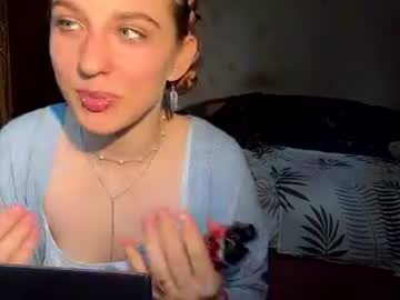 Estelaroda Chaturbate stream image from June 24, 2026