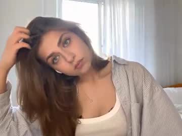 Joandonelly Chaturbate stream image from June 24, 2026