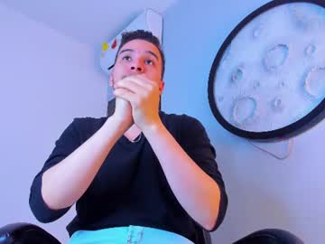 Mike_256 Chaturbate stream image from June 24, 2026