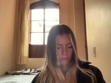 Viajemos Chaturbate stream image from June 24, 2026