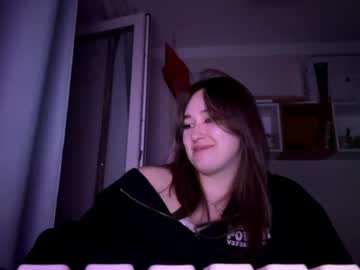 Hedwigmondt Chaturbate stream image from June 24, 2026