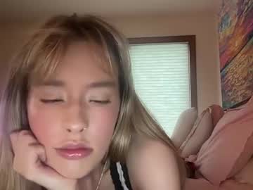 Lilbbyflex Chaturbate stream image from June 24, 2026
