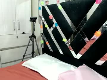 Daphne877046 Chaturbate stream image from June 24, 2026