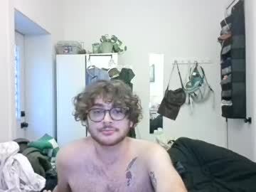 Mikehunt897 Chaturbate stream image from June 24, 2026