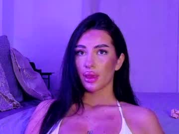 Luanaxdess Chaturbate stream image from June 24, 2026