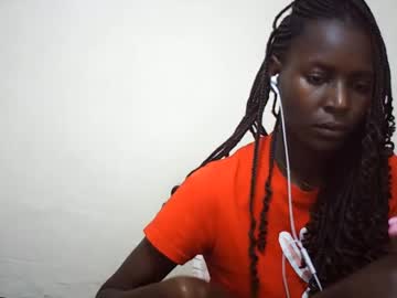 Queen_0012 Chaturbate stream image from June 24, 2026