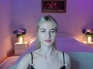 Julieblazex Chaturbate stream image from June 25, 2026