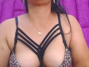 Alessiafashion Chaturbate stream image from June 25, 2026