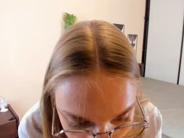 Femmantis Chaturbate stream image from June 25, 2026
