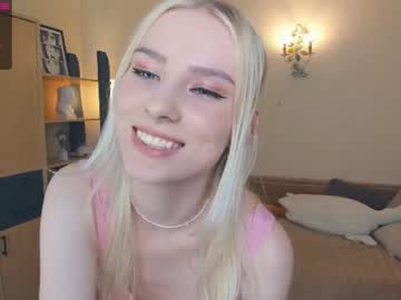 Arlavitullo Chaturbate stream image from June 25, 2026