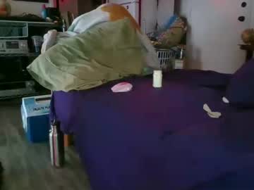 Evilslutx Chaturbate stream image from June 25, 2026
