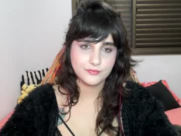 Melunderline Chaturbate stream image from June 25, 2026